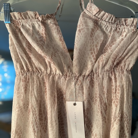 Brand: Lush very feminine maxi dress! Beautiful color Ash Mauve..SIZE SMALL - Picture 6 of 6